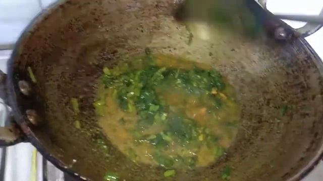 পালেঙ শাকৰ লগত ৰৌ মাছৰ জোল। смотреть онлайн