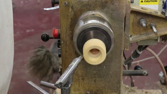 A simple Thread Chasing Exercise with Eva & Sofia--wyomingwoodturner смотреть онлайн
