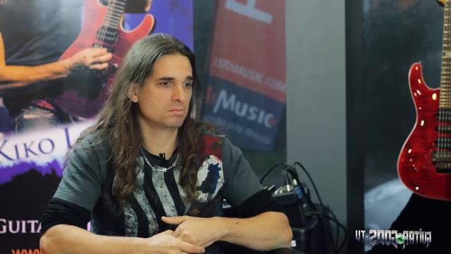 Kiko Loureiro (Megadeth Guitarist) Interview - Ibanez Clinic Tour [PT & ESP Subs] смотреть онлайн