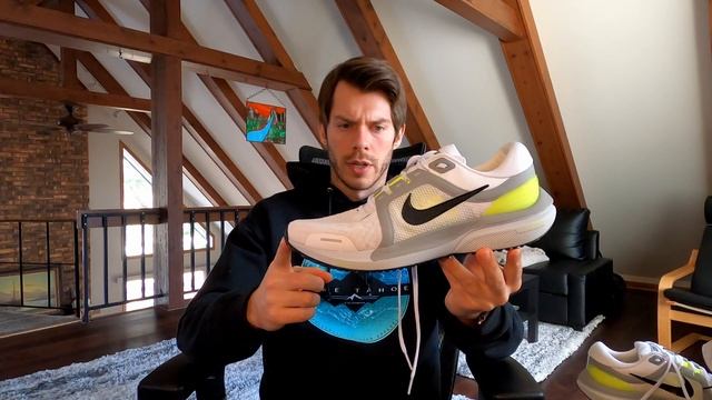 THE BETTER DAILY TRAINER: Nike Vomero 16 vs. Pegasus 37/38 смотреть онлайн