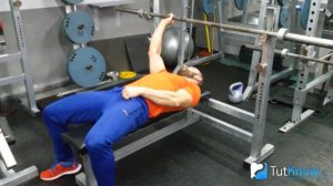 Ошибки в жиме штанги лежа и правильная техника выполнения