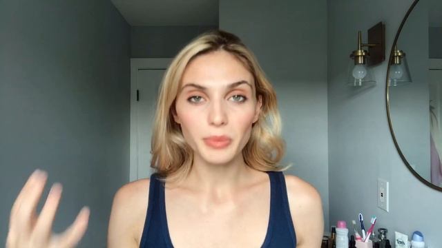 Из брюнетки в блонд. Советы по уходу за повреждёнными волосами смотреть онлайн