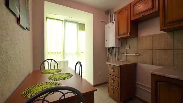 Купить 1 комнатную квартиру с ремонтом в  ЖР 