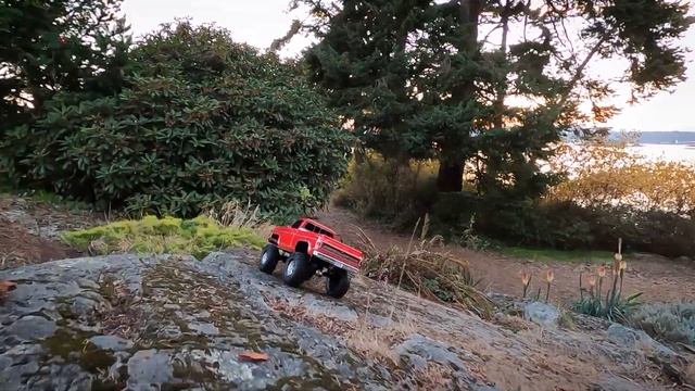 Traxxas TRX-4 Chevy K10 High Trail Edition (Product Review) смотреть онлайн