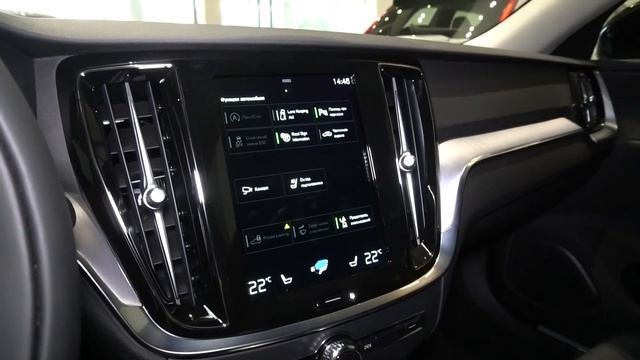 Volvo V60 универсал 2021 2.0T (249 л.с.) 4WD AT T5 Cross Country Plus - видеообзор смотреть онлайн