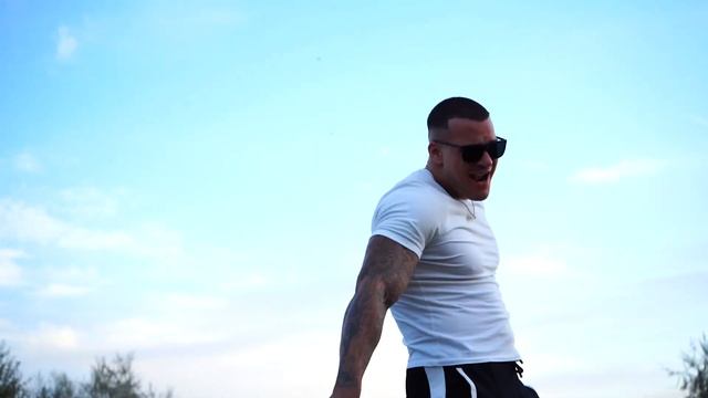 KassiKarim x Iurich - Ем Казы и Баурсаки смотреть онлайн