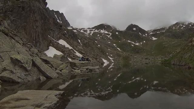La source du Rhin, vue immergée смотреть онлайн