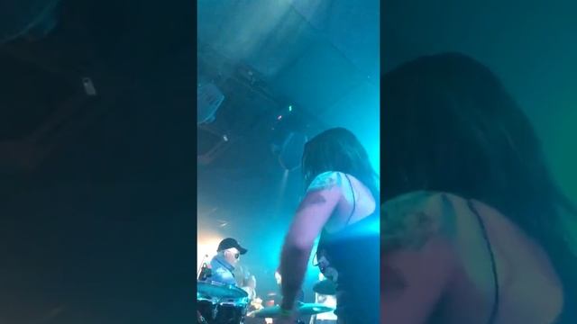 КРАСНАЯ ПЛЕСЕНЬ - ЮЛИАНА НЕСТЕРОВА - DRUMS - СЕКТОР ГАЗА - ЛИРИКА смотреть онлайн