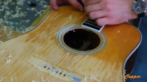 Снятие лака с акстической гитары Martin HD-35  :)