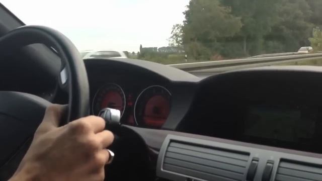 BMW E66 760Li V12 Autobahn