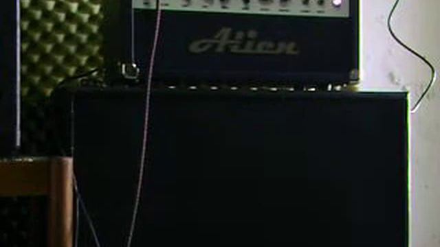 Alien Rocket - Classic rock tone смотреть онлайн