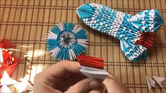 Ракета и летающая тарелка из бумажных модулей. Своими руками. смотреть онлайн