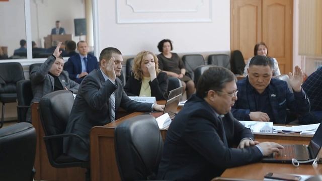 Работа финансово-экономической и правовой комиссий Эвенкийского Райсовета смотреть онлайн