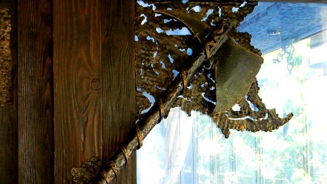 Кованый топор в интерьере частного дома смотреть онлайн