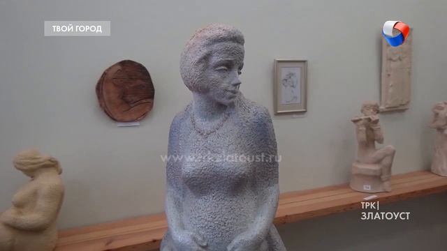 История семьи Владимира Жарикова в объёмных страничках из гипса. смотреть онлайн