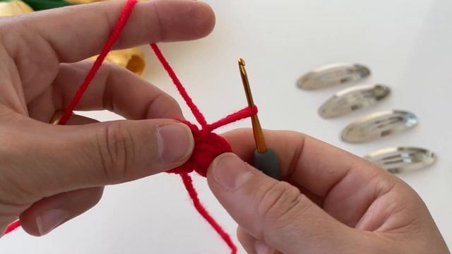 Puf çiçekli Çıtçıt toka yapılışı tığ işi örgü modeli смотреть онлайн