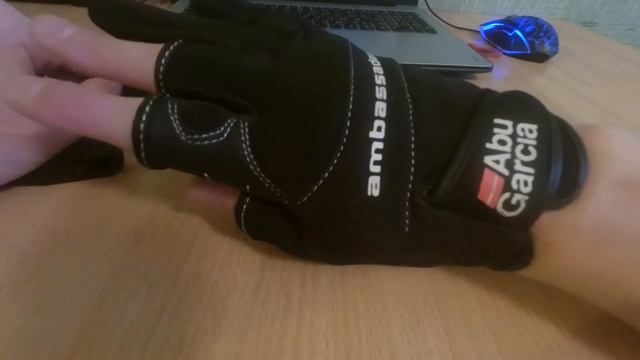 Распаковка перчаток Abu Garcia Neoprene Gloves по заказу Fmagazin смотреть онлайн