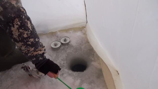 Зимняя рыбалка в Подмосковье 2019 На Кудиновском карьере смотреть онлайн