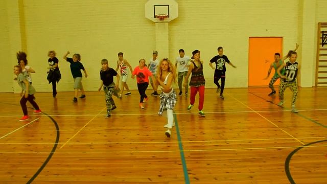 Euro Dance Camp: Алиса Доценко -- Major Lazer -- Whatch out for this (BUMAYE) смотреть онлайн
