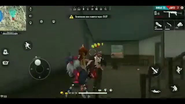 Free Fire КАК ИГРАЕТ ТОП 1 МИРА?? ЛУЧШИЙ ИГРОК ИГРАЕТ НА ТЕЛЕФОНЕ смотреть онлайн