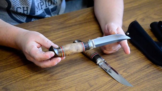Видеообзор двух ножей Финка 2 сталь К110 с наборной рукоятью смотреть онлайн