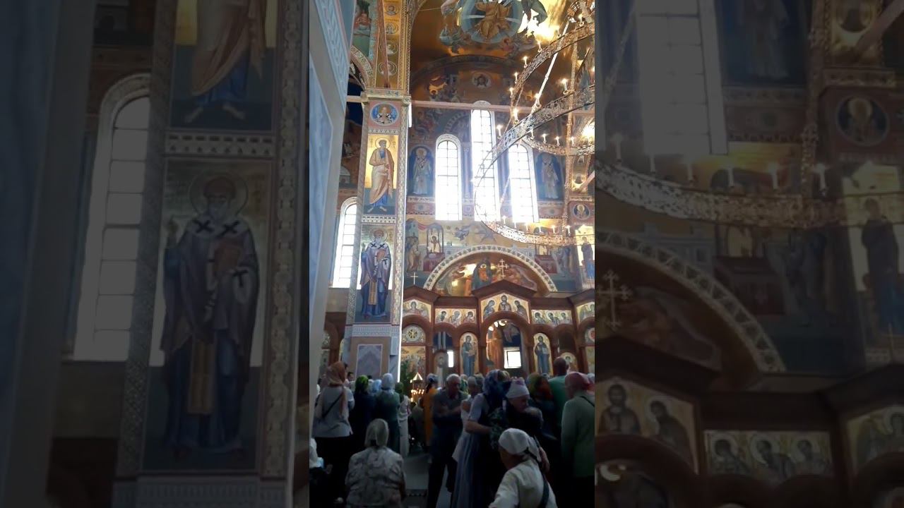 С Троицей! смотреть онлайн