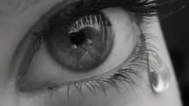 Dokunsalar Ağlarım