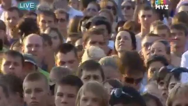 ROMA KENGA Summer Night City (Europa plus LIVE 2010).mp4 смотреть онлайн