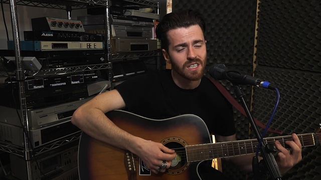 Alfie Stewart - Livin' La Vida Loca (Ricky Martin Cover) смотреть онлайн