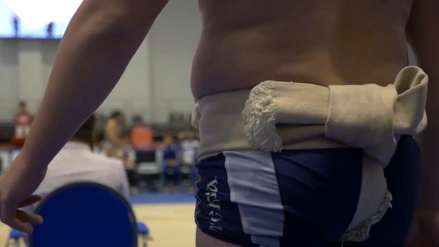 Fights of Russian fighters, Sumo battle! +Funny RUSSIAN GIRLS WRESTLING BATTLE смотреть онлайн