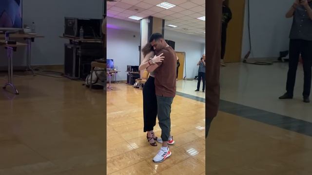Esme Bachata Song la Diabla ! Bachata Dancing @yatinnikolbachata !Couple Sensual dance in Poland ! смотреть онлайн