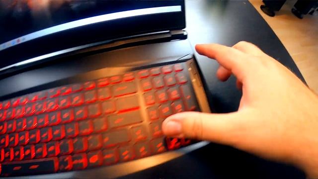 NOVÁ HERNÍ PECIČKA - MSI LEOPARD смотреть онлайн