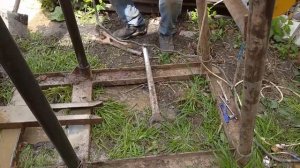 КАК ОТСЕКАЕМ ВЕРХНИЙ СЛОЙ ПЕСКА ОТ ИЗВЕСТНЯКА БУРЕНИЕ НЕ ГЛУБОКОЙ СКВАЖИНЫ