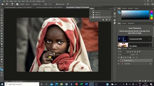 HOW TO USE THE DODGE, BURN AND SPONGE TOOL IN ADOBE PHOTOSHOP смотреть онлайн