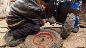 Деревенские будни, ремонт, замена ступицы на мотоблоке
