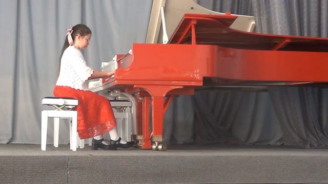 Сурмятова Дарья, И.С.Бах Инвенция до мажор (двухголосная) смотреть онлайн