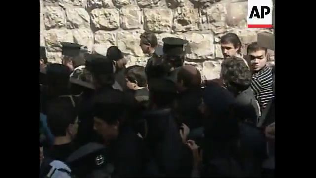 ISRAEL: GREEK ORTHODOX GOOD FRIDAY PROCESSION смотреть онлайн