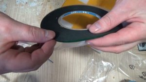 Вспененный двухсторонний скотч, самый крепкий для склеивания тачскринов, и дисплейных модулей!!!!!!