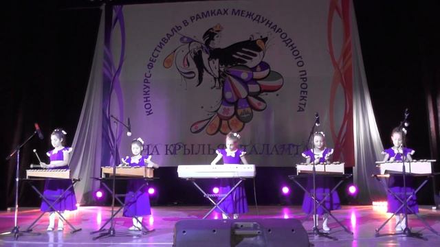 с гала-концерта ансамбль Орф-инструментов "Радость", г. Уфа смотреть онлайн