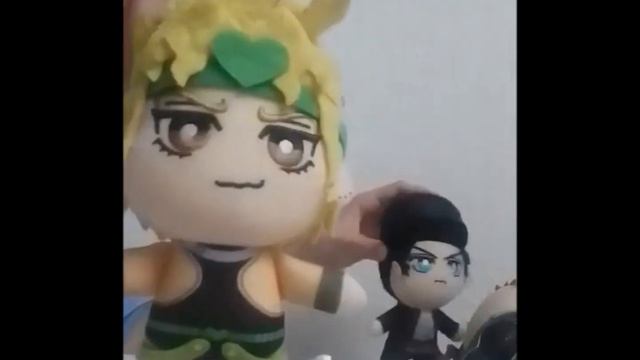 ДИО ТАНЦУЕТ С ДЖОТАРО😱