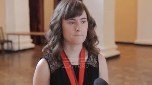 В ДК «Победа» собрались лучшие выпускники городских школ – обладатели золотых и серебряных медалей смотреть онлайн