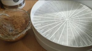 Домашние колбаски к пиву. Вкусная закуска в сушилке своими руками.