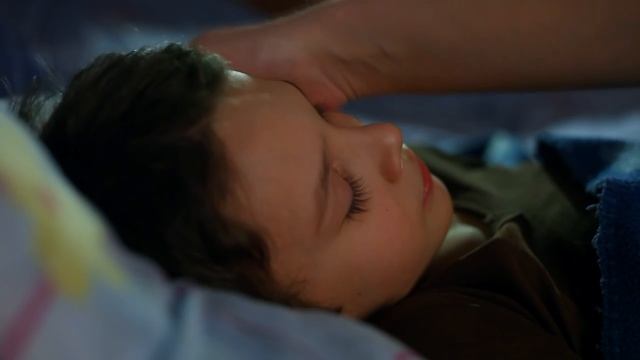 Социальный ролик родители - очень трогательно и назидательно