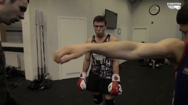 FIGHTPRO: Тренировка по Муай-Тай смотреть онлайн