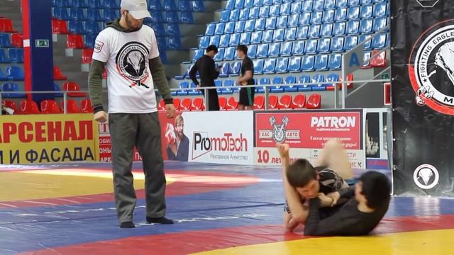 Фаталиев Омар (Махачкала) vs Лабазанов Ахмадула (Буйнакск) смотреть онлайн