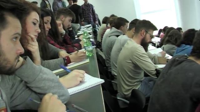 I quarti d’ora accademici della musica 2016 смотреть онлайн