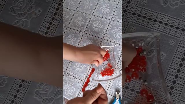 Как сделать браслет из бусин на руку? Украшения своими руками смотреть онлайн