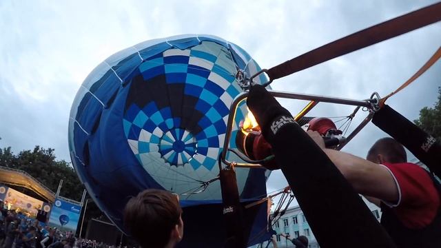 Воздухоплавание в Великих Луках. Видео Ивана Сундукова. смотреть онлайн