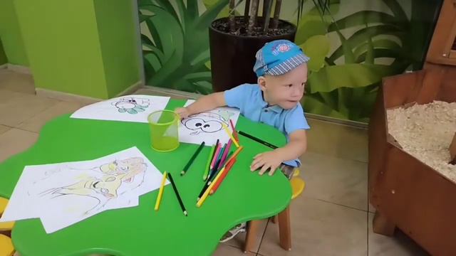 Георгий в контактном зоопарке. Ч. 3 смотреть онлайн