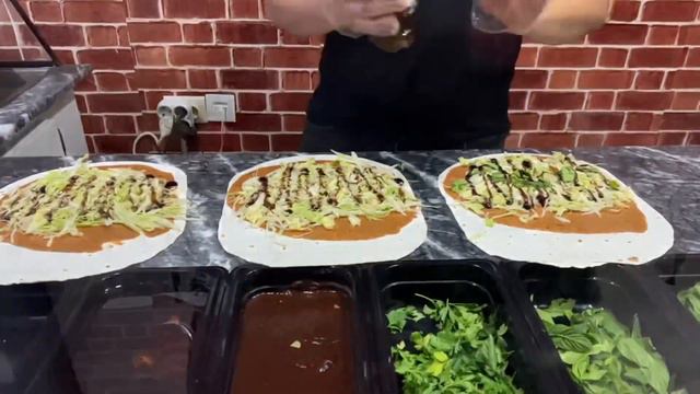 Модные гости